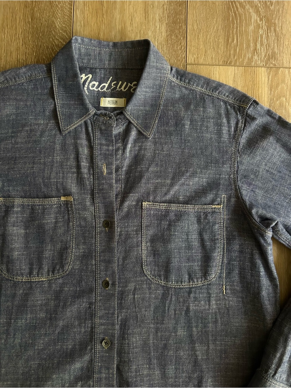 Madewell denim button-up long sleeve collared shirt - Rinse wash